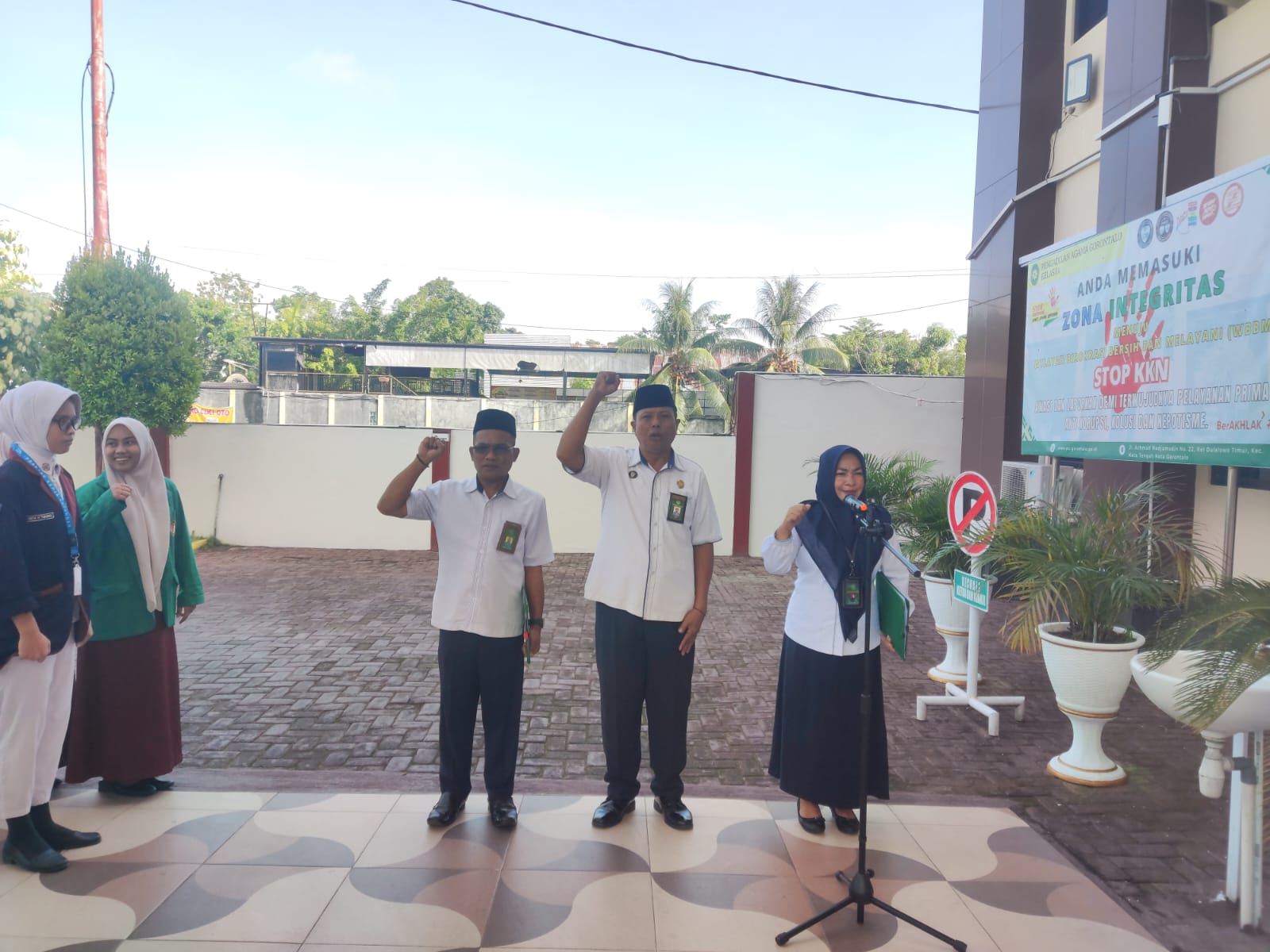 WhatsApp Image 2025 12 15 at 08.03.18