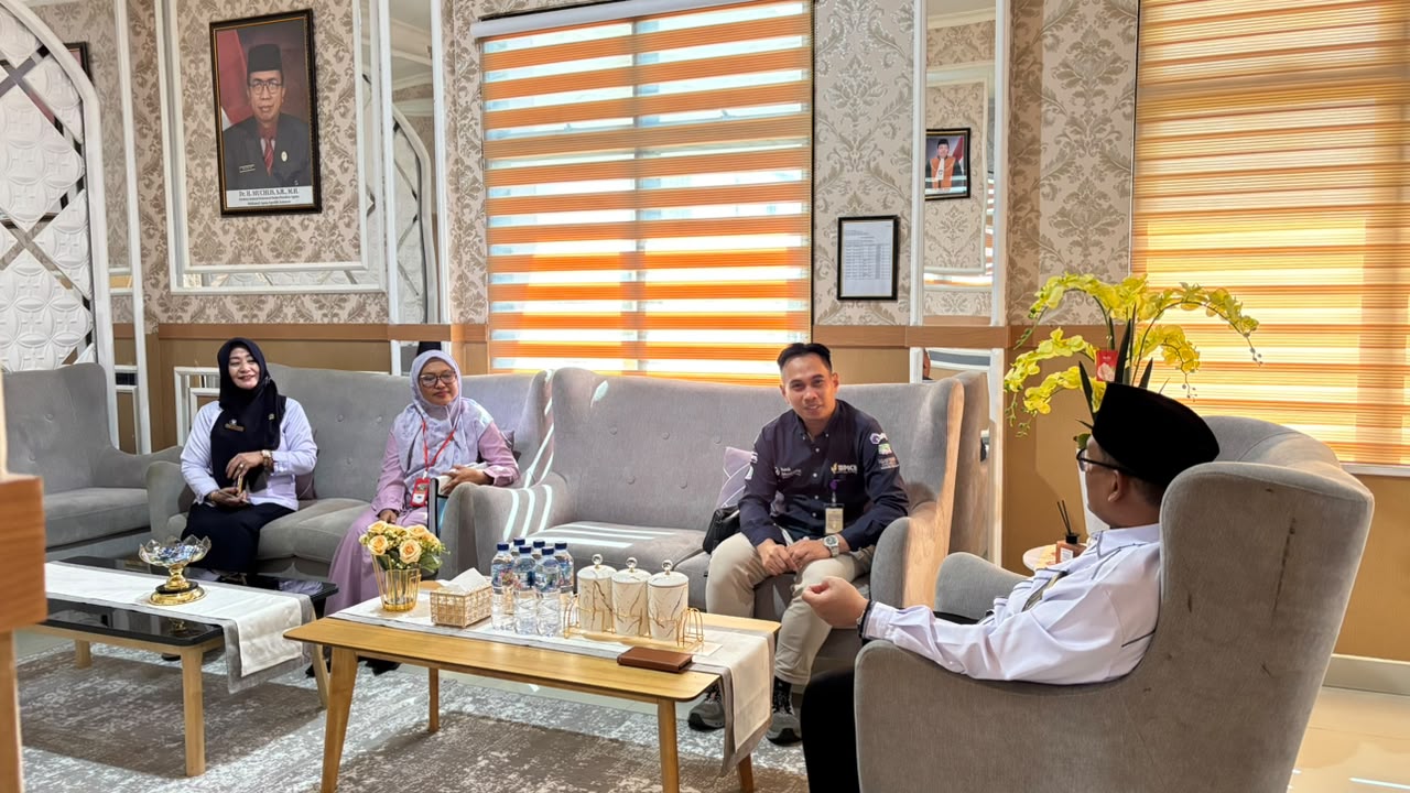KUNJUNGAN PERDANA KEPALA BANK MUAMALAT KOTA GORONTALO KE PENGADILAN AGAMA GORONTALO PERKUAT SINERGI ANTAR LEMBAGA