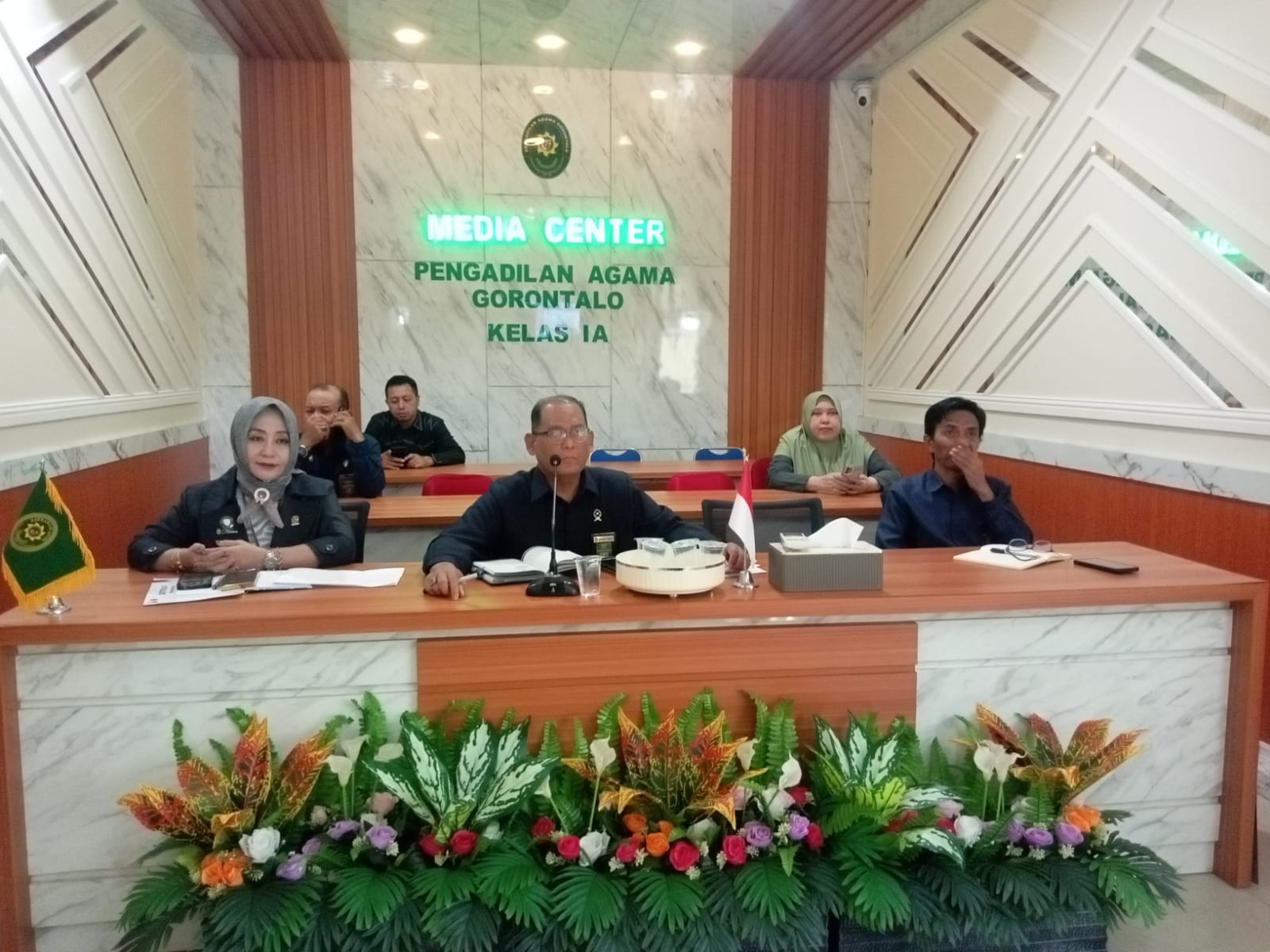 PENGADILAN AGAMA GORONTALO IKUTI RAPAT PERSIAPAN PELAKSANAAN NOTA KESEPAHAMAN ISBAT WAKAF TERPADU DAN PENDAFTARAN TANAH WAKAF SE-PROVINSI GORONTALO