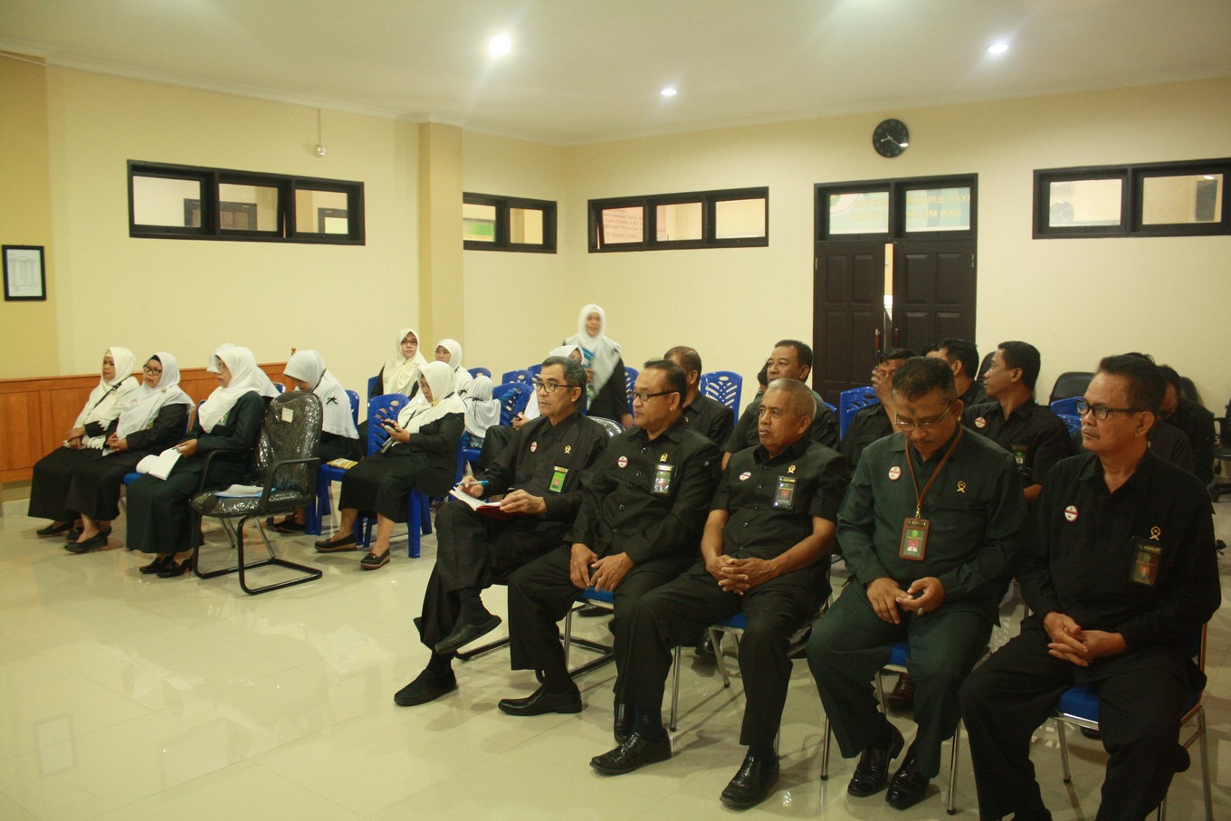 rapat 3